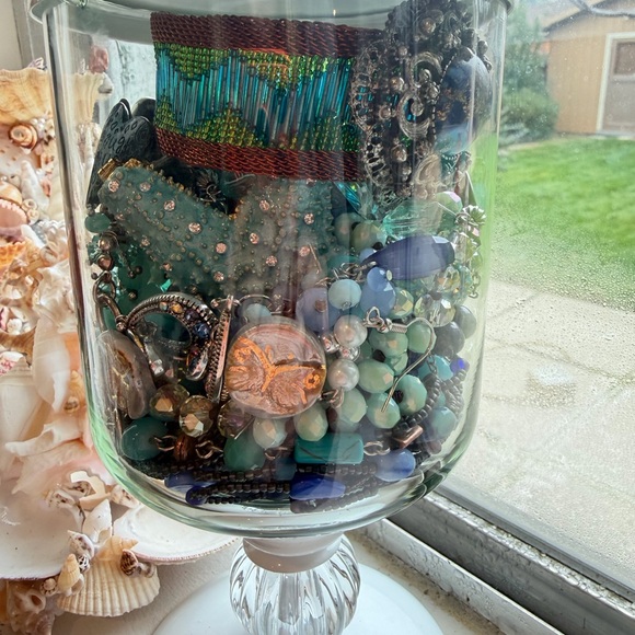 Jewelry - Ocean/Blue Mystery Jewelry Jar w/Florenza Brooch and trinket box - glass